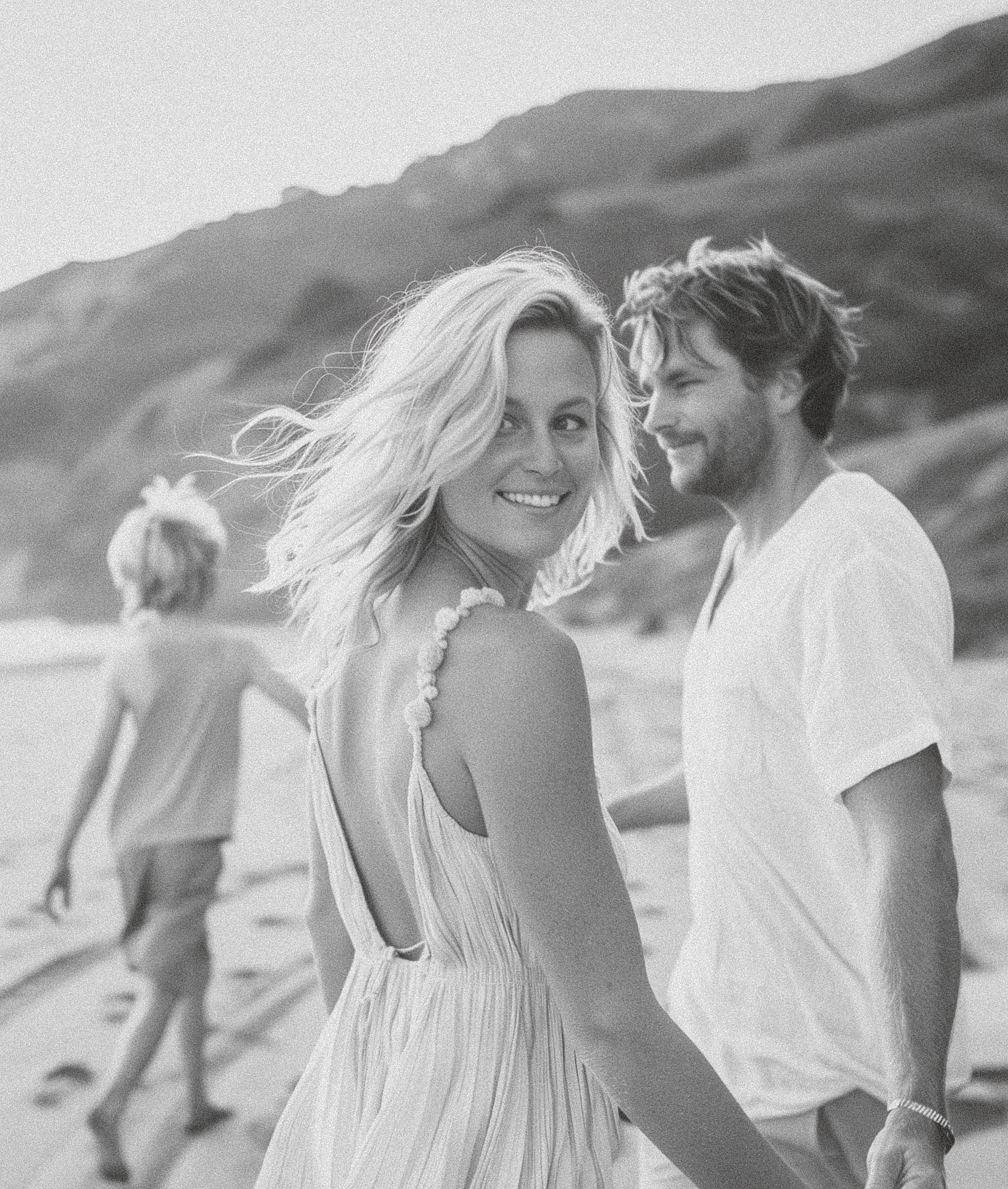 Group enjoying a beach day together.
